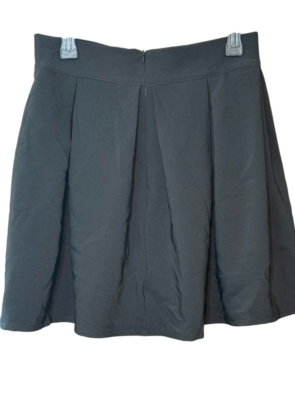 Chicwish Black Pleated Bow Waist Mini Skirt NWT Size Medium - Picture 3 of 3